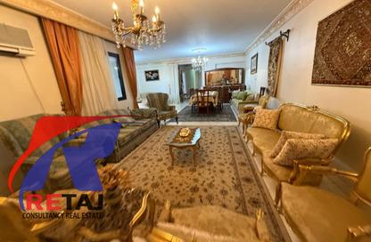 Apartment - 3 Bedrooms - 3 Bathrooms for sale in Mokhles Al Alfy St. - 1st Zone - Nasr City - Cairo