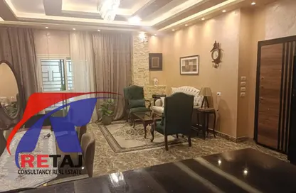 شقة - 3 غرف نوم - 2 حمامات للايجار في شارع دكتور محمد يوسف - البنفسج 7 - البنفسج - مدينة القاهرة الجديدة - القاهرة