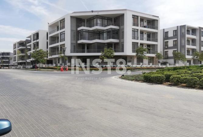 8240900 - Property Image 2