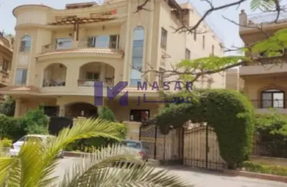 Villa - 7+ Bedrooms - 6 Bathrooms for sale in Doctor Ali Mosharafa St. - Al Narges 6 - Al Narges - New Cairo City - Cairo
