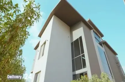Apartment - 2 Bedrooms - 2 Bathrooms for sale in The Crest - 5th Settlement Compounds - The 5th Settlement - New Cairo City - Cairo