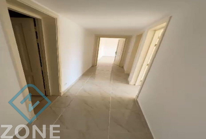 8100670 - Property Image 2