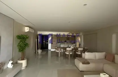 Apartment - 3 Bedrooms - 2 Bathrooms for sale in Al Rehab - New Cairo City - Cairo