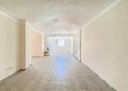 Apartment - 3 Bedrooms - 1 Bathroom for rent in Bolkly - Hay Sharq - Alexandria