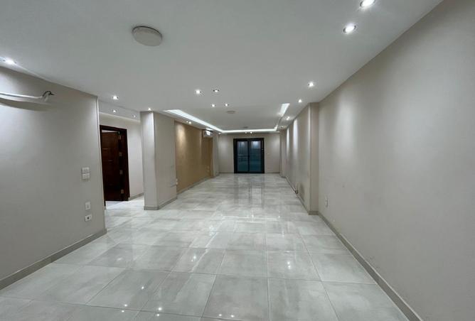 8146792 - Property Image 2