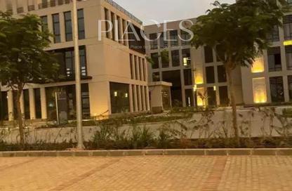Office Space - Studio - 5 Bathrooms for rent in District 5 - 5th Settlement Compounds - The 5th Settlement - New Cairo City - Cairo