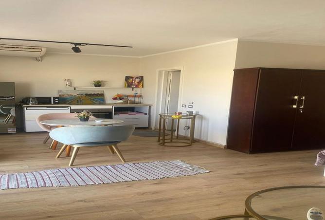 8056969 - Property Image 2