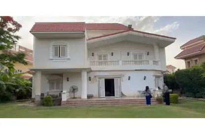 Villa - 5 Bedrooms - 5 Bathrooms for sale in Mayfair Residence - El Shorouk Compounds - Shorouk City - Cairo