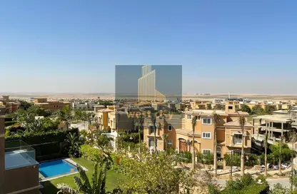 فيلا - 4 غرف نوم - 4 حمامات للبيع في رويال ميدوز - كمبوندات الشيخ زايد - الشيخ زايد - الجيزة