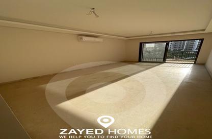Apartment - 3 Bedrooms - 3 Bathrooms for rent in Park Side Residence - Zed Towers - Sheikh Zayed Compounds - Sheikh Zayed City - Giza