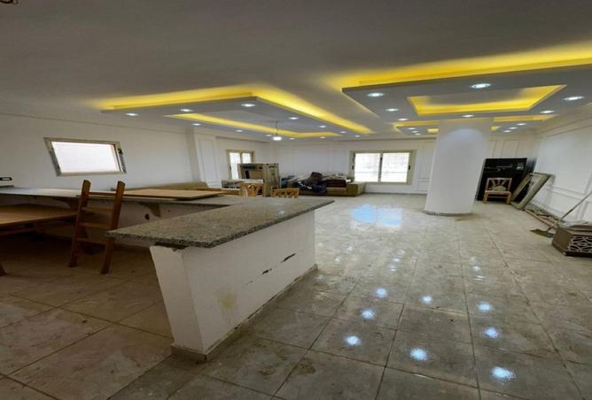 8376250 - Property Image 3