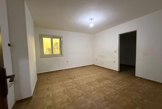 8331910 - Property Image 2