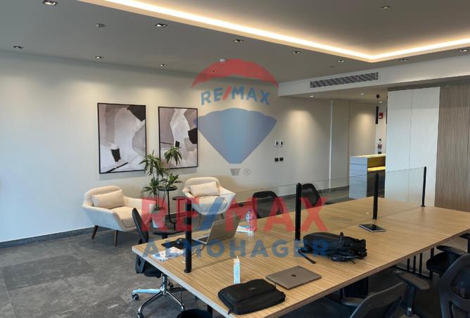 8010120 - Property Image 2