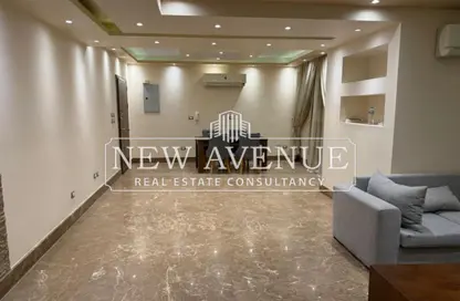Apartment - 3 Bedrooms - 3 Bathrooms for sale in Nehro St. - Roxy - Heliopolis - Masr El Gedida - Cairo