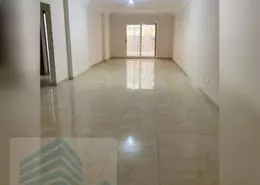 شقة - 3 غرف نوم - 2 حمامات للايجار في ميدان الكورنيش - سبورتنج - حي شرق - الاسكندرية
