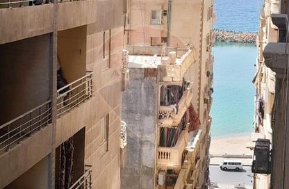 شقة - 3 غرف نوم - 2 حمامات للبيع في طريق الجيش - السرايا - سيدي بشر - حي اول المنتزة - الاسكندرية