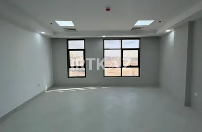 Office Space - Studio - 1 Bathroom for rent in East Hill - 5th Settlement Compounds - The 5th Settlement - New Cairo City - Cairo