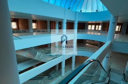 Retail - Studio - 2 Bathrooms for rent in 16th District - Sheikh Zayed City - Giza