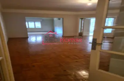 Apartment - 4 Bedrooms - 3 Bathrooms for rent in Al Saleh Ayoub St. - Zamalek - Cairo