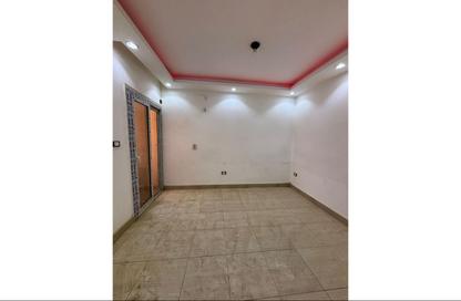 Apartment - 2 Bedrooms - 1 Bathroom for rent in Tabarak - Zahraa El Maadi - Hay El Maadi - Cairo