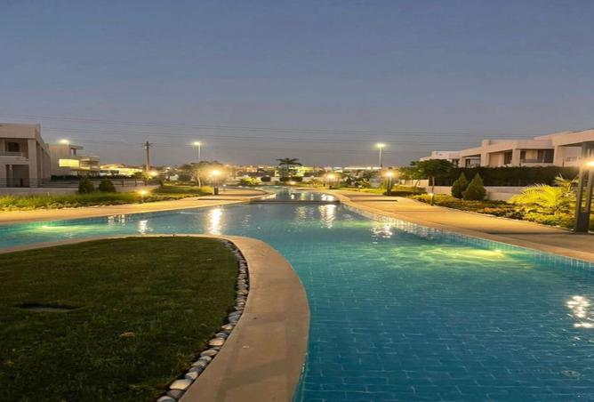 8274811 - Property Image 3