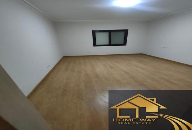 7983566 - Property Main Image