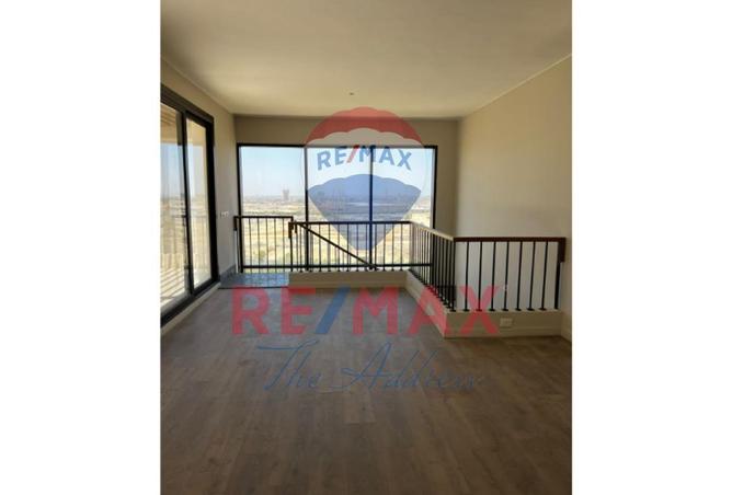 8017370 - Property Image 2