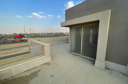 فيلا - 4 غرف نوم - 4 حمامات للبيع في كمبوند فيلدج جاردن القطامية - كمبوندات التجمع الخامس - التجمع الخامس - مدينة القاهرة الجديدة - القاهرة