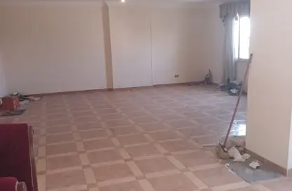 شقة - 3 غرف نوم - 2 حمامات للايجار في شارع اسماء فهمي - ارض الجولف - مصر الجديدة - القاهرة