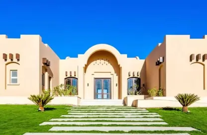 Villa - 4 Bedrooms - 5 Bathrooms for sale in Makadi Orascom Resort - Makadi - Hurghada - Red Sea