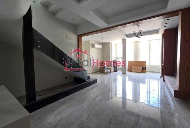 8064365 - Property Image 2