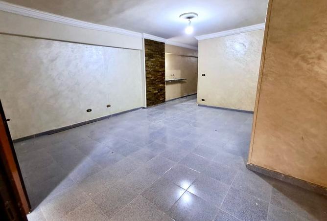 8184421 - Property Main Image