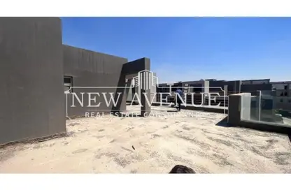 (بنتهاوس  (روف - 4 غرف نوم - 3 حمامات للبيع في باتيو كازا - الباتيو - كمبوندات الشروق - مدينة الشروق - القاهرة