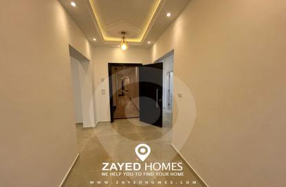 شقة - 3 غرف نوم - 3 حمامات للايجار في ذا كورت ياردز - كمبوندات الشيخ زايد - الشيخ زايد - الجيزة