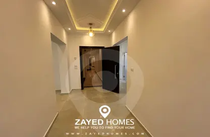 شقة - 3 غرف نوم - 3 حمامات للايجار في ذا كورت ياردز - كمبوندات الشيخ زايد - الشيخ زايد - الجيزة