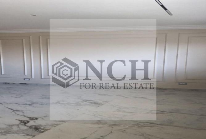 8200619 - Property Image 2