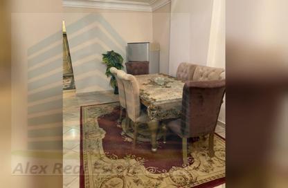 Apartment - 2 Bedrooms - 1 Bathroom for rent in Shaarawy St. - Laurent - Hay Sharq - Alexandria