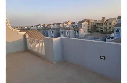 فيلا - 4 غرف نوم - 4 حمامات للبيع في شارع الامام ابو حنيفة النعمان - الحي السادس - مدينة العبور - القليوبية