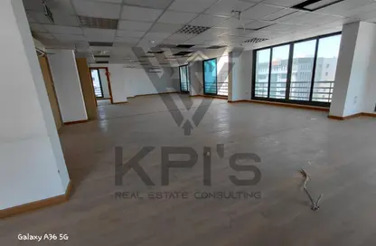 Whole Building - Studio - 1 Bathroom for sale in South Teseen St. - The 5th Settlement - New Cairo City - Cairo