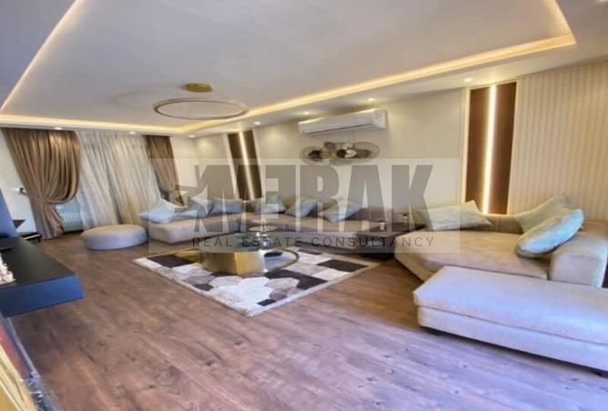 8083572 - Property Image 2