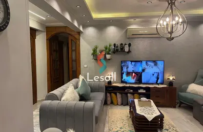 شقة - 2 غرف نوم - 1 حمام للبيع في شارع وادي النيل - المهندسين - الجيزة