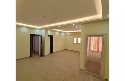 Apartment - 3 Bedrooms - 2 Bathrooms for rent in Abou El Houl - New Cairo City - Cairo