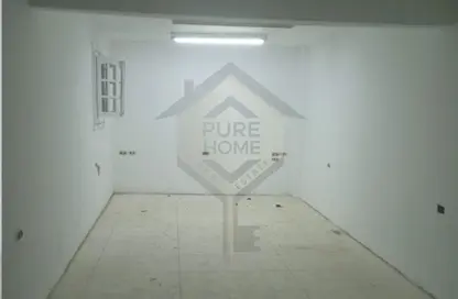 مساحات مكتبية - استوديو - 2 حمامات للايجار في شارع طيبه - كليوباترا - حي شرق - الاسكندرية