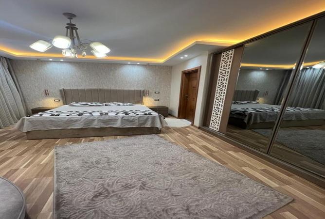 8066019 - Property Image 2