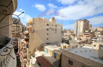 Apartment - 3 Bedrooms - 3 Bathrooms for sale in Rasmi Basha St. - Glim - Hay Sharq - Alexandria