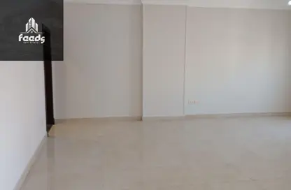 شقة - 3 غرف نوم - 3 حمامات للايجار في ليلة - المستثمرين الشمالية - مدينة القاهرة الجديدة - القاهرة