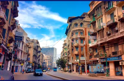 طابق كامل - استوديو - 2 حمامات للايجار في شارع سيزوستريس - محطة الرمل - حي وسط - الاسكندرية
