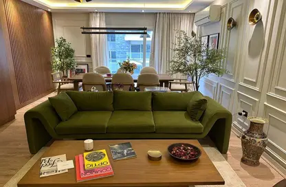 Apartment - 3 Bedrooms - 3 Bathrooms for sale in Mountain View iCity - 5th Settlement Compounds - The 5th Settlement - New Cairo City - Cairo