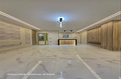 شقة - 2 غرف نوم - 2 حمامات للبيع في البوابة الرابعة - مينا - حدائق الاهرام - الجيزة