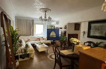 Apartment - 2 Bedrooms - 1 Bathroom for rent in 7th Sector - Zahraa El Maadi - Hay El Maadi - Cairo